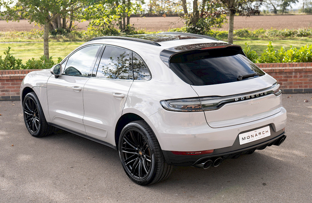 2018/68 Porsche Macan 7
