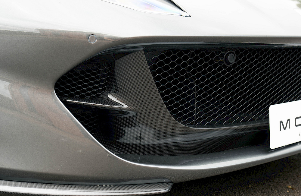 2019/69 Ferrari 812 Superfast 27